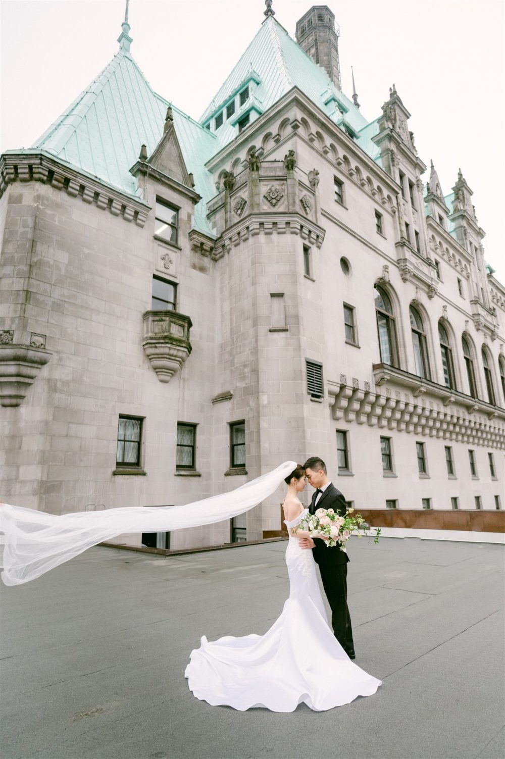 Fairmont Hotel Vancouver Staircase Wedding Paradise Events