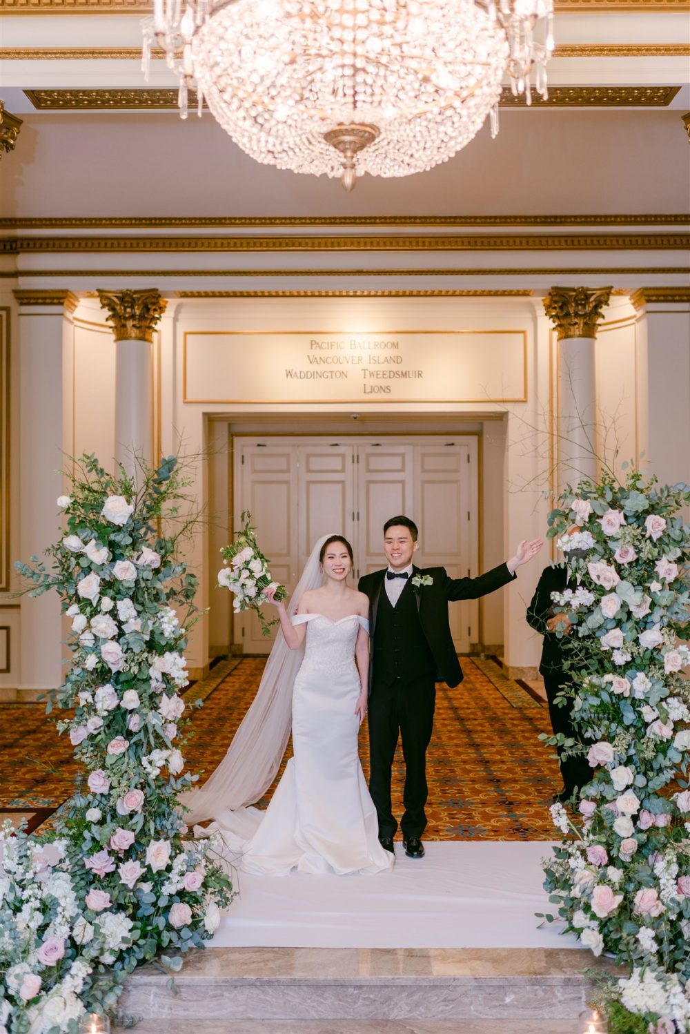 Fairmont Hotel Vancouver Staircase Wedding Paradise Events